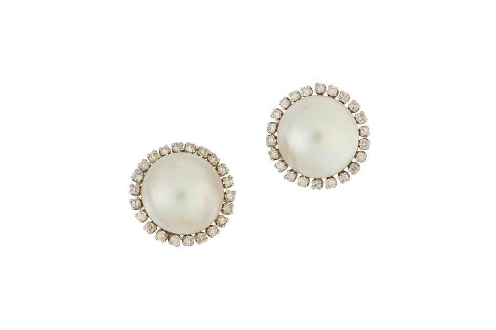 Lot 24 - A pair of mabé pearl and diamond cluster...