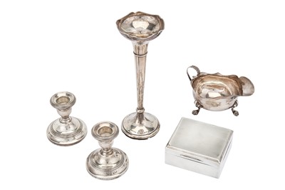 Lot 89 - A mixed group of sterling silver comprising a...