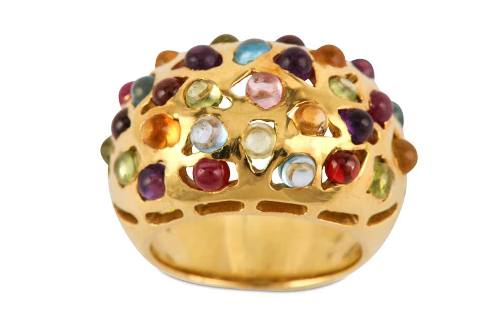 Lot 12 - A gem-set dress ring