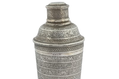 Lot 164 - A SILVER COCKTAIL SHAKER