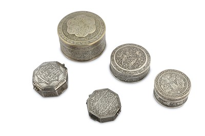 Lot 174 - FIVE SMALL SILVER BOXES