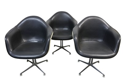 Lot 61 - CHARLES and RAY EAMES for HERMAN MILLER:...