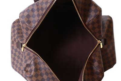 Lot 302 - Louis Vuitton Damier Ebene Beaubourg Weekender MM