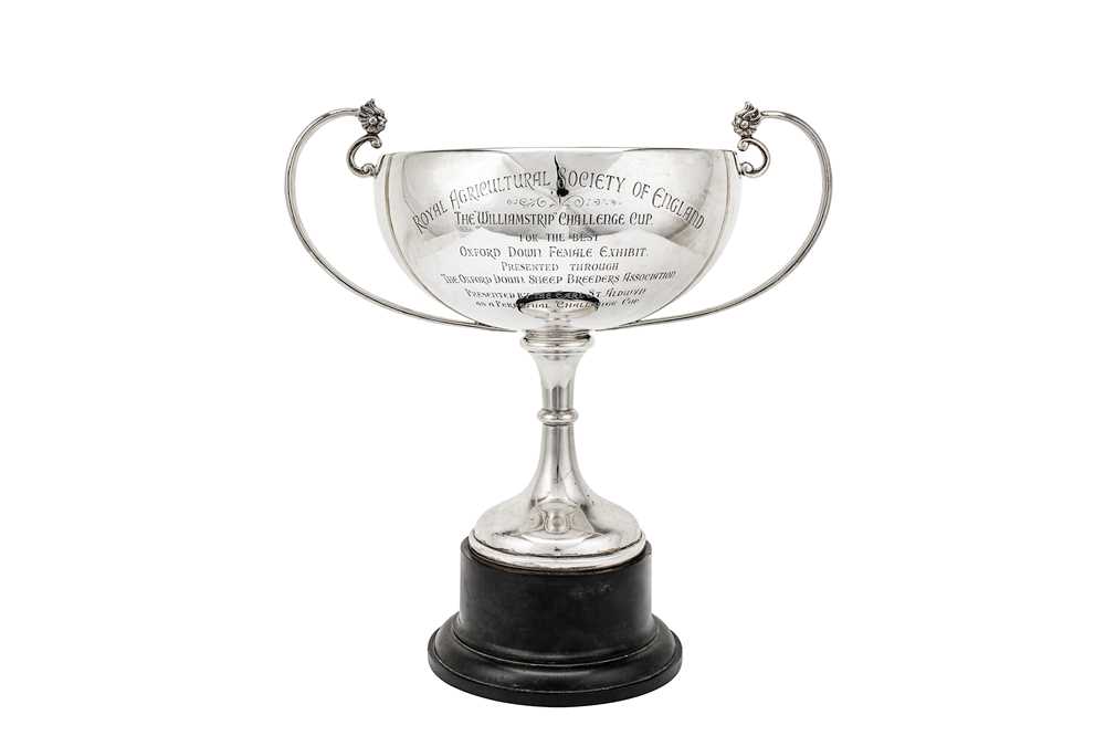 Lot 416 - Agricultural interest – A George V sterling silver twin handled trophy cup, London 1934 by H. Phillips