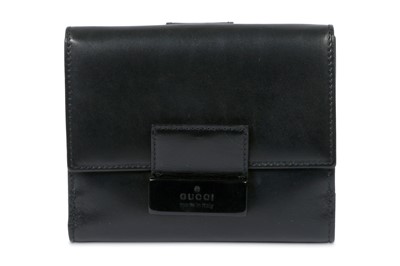 Lot 472 - Gucci Black Leather Wallet