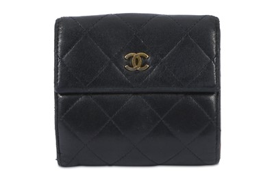 Lot 411 - Chanel Black Quilted Compact Wallet