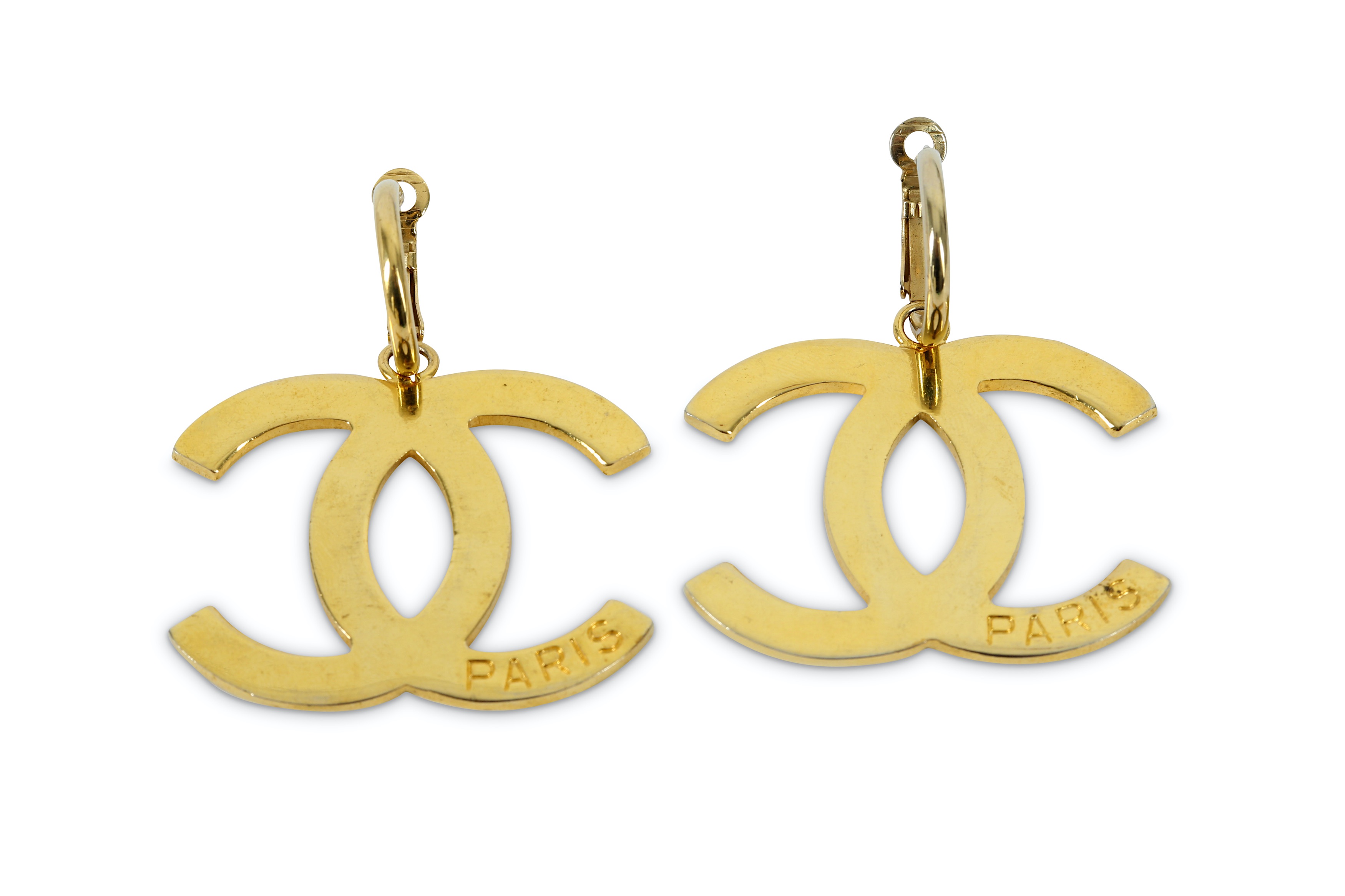 Lot 424 - Chanel CC Paris Large Logo Hoop Earrings