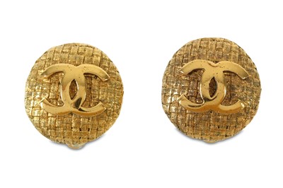 Lot 420 - Chanel CC Logo Clip On Earrings