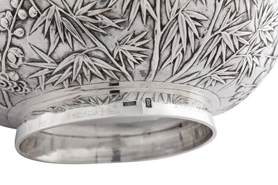 Lot 169 - A late 19th century Chinese export silver fruit bowl, Canton circa 1899, retailed by Wang Hing