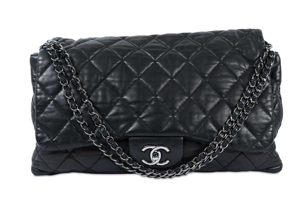 Sold at Auction: Chanel Black Calfskin CC Glint Accordion Flap Bag