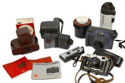 Lot 296 - A Collection of Various Cameras & Accessories