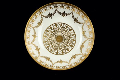 Lot 52 - A 19th Century Paris porcelain pedestal bowl