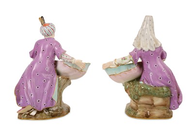 Lot 132 - A PAIR OF 19TH CENTURY MEISSEN PORCELAIN...