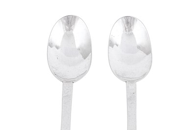 Lot 334 - A pair of Charles II sterling silver lace back trefid spoon, London circa 1670 by Jeremy Johnson