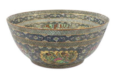Lot 200 - A LARGE CANTON 'FAMILLE ROSE' PORCELAIN BOWL MADE FOR THE IRANIAN EXPORT MARKET