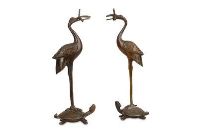 Lot 99 - A PAIR OF LATE 19TH / EARLY 20TH CENTURY BRONZE MODELS OF STORKS AND TORTOISES