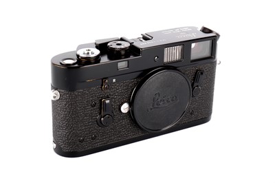 Lot 139 - A Leica M4 Rangefinder Camera Body