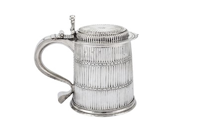 Lot 510 - A William and Mary sterling silver tankard, London 1691 by John Jackson (free 1681, died 1716)