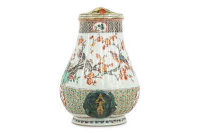 Lot 103 - A CHINESE FAMILLE VERTE 'PHEASANTS' FOUNTAIN.