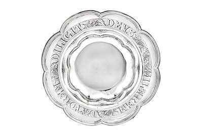 Lot 544 - Ecclesiastical - A Victorian sterling silver alms basin or collection plate, London 1846 by Edward, Edward junior, John & William Barnard
