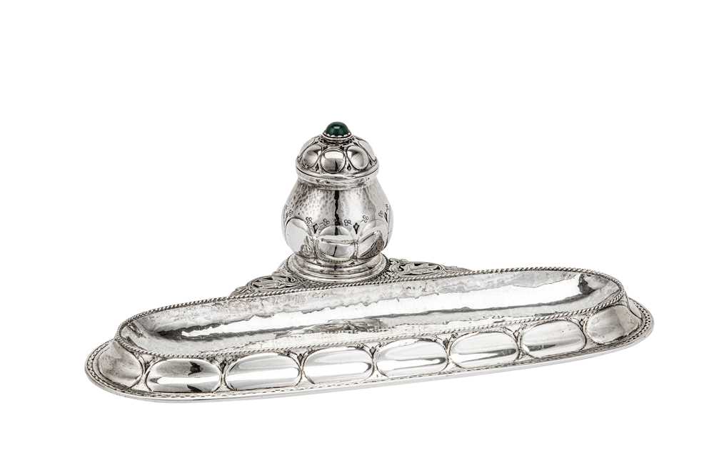 Lot 520 - A George V sterling silver ‘arts and crafts’ inkstand, Birmingham 1913 by Liberty & Co