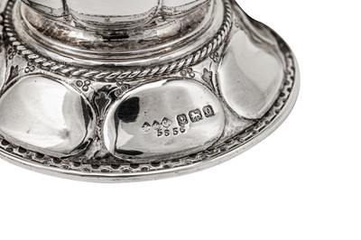 Lot 520 - A George V sterling silver ‘arts and crafts’ inkstand, Birmingham 1913 by Liberty & Co