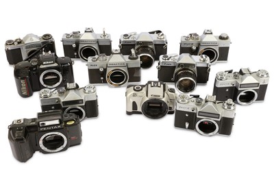 Lot 248 - A Group of 12 SLR Cameras