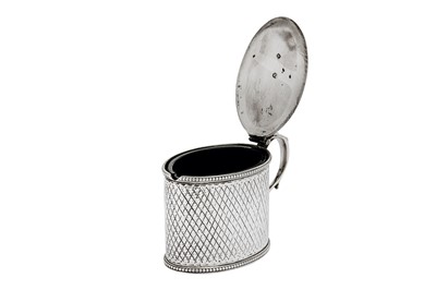 Lot 441 - A George III sterling silver mustard pot, London 1784 by Robert Hennell I