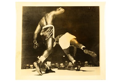 Lot 19 - A Collection of Boxing & Movie Press Photographs c.1950s