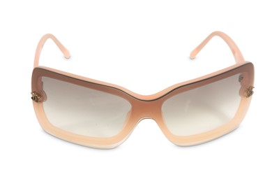 Lot 130 - Chanel Pink Sunglasses