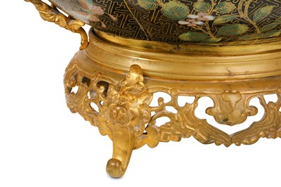 Lot 87 - A LATE 19TH CENTURY FRENCH JAPONISME GILT...