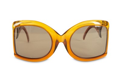 Lot 113 - Vintage Christian Dior Oversized Sunglasses