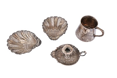 Lot 102 - A mixed group of sterling silver holloware...