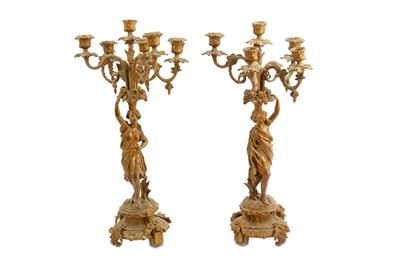 Lot 400 - A pair of early 20th century figurative...