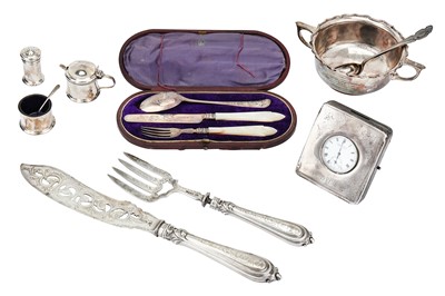 Lot 109 - A mixed group of cased sterling silver items...