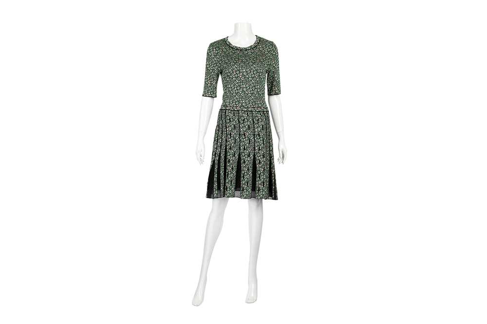 Lot 130 - Missoni Green Abstract Knitted Dress - Size 42