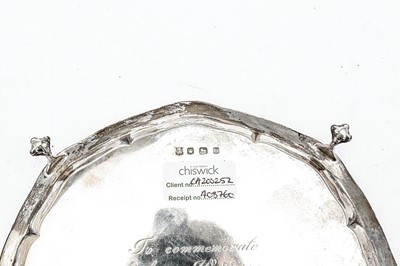 Lot 459 - A George V sterling silver small salver, Sheffield 1935 by Thomas Bradbury & Sons Ltd