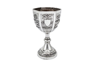 Lot 127 - An early 20th century Anglo – Indian Raj unmarked silver goblet trophy / standing cup, Calcutta circa 1900-20