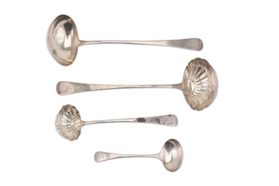 Lot 206 - A mixed group of George III sterling silver Old English pattern serving pieces
