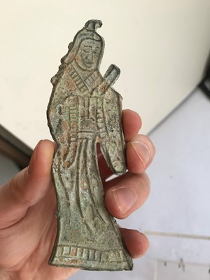 Lot 473 - A PAIR OF CHINESE BRONZE FIGURATIVE PLAQUES.