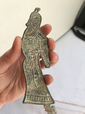 Lot 473 - A PAIR OF CHINESE BRONZE FIGURATIVE PLAQUES.