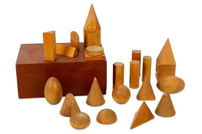 Lot 130 - FOLK ART INTEREST: A BOXED SET OF LATE 19TH / EARLY 20TH CENTURY AMERICAN GEOMETRIC SHAPES