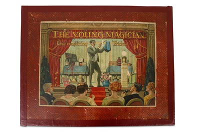 Lot 134 - AN EARLY 20TH CENTURY MAGICIAN'S SET