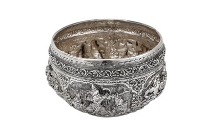 Lot 290 - An early 20th century Burmese unmarked silver bowl, Rangoon circa 1910-30