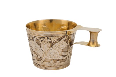 Lot 536 - An Edwardian sterling silver gilt replica Vaphio cup, Chester 1904 by Nathan & Hayes