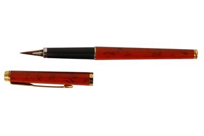 Lot 156 - A collection of pens to include Parker, Schaeffer and Dunhill.
