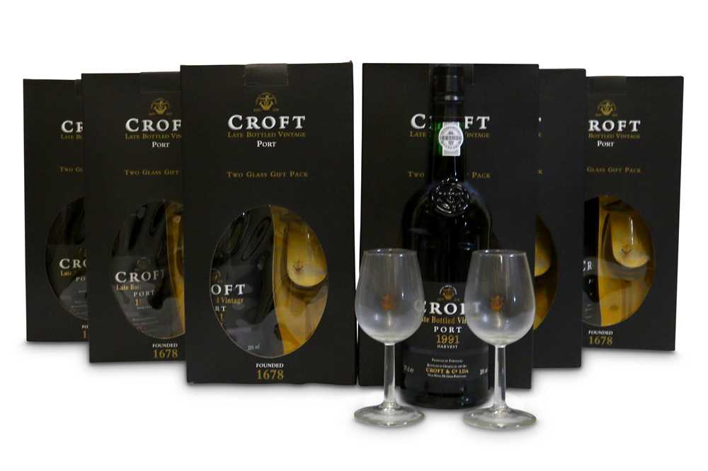 Lot 984 - Croft LBV Gift set
