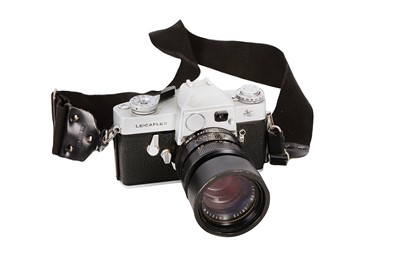 Lot 290 - A Leitz Leicaflex SLR Camera