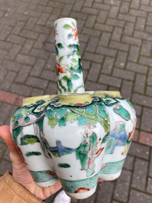 Lot 228 - A Chinese famille verte tulip vase.