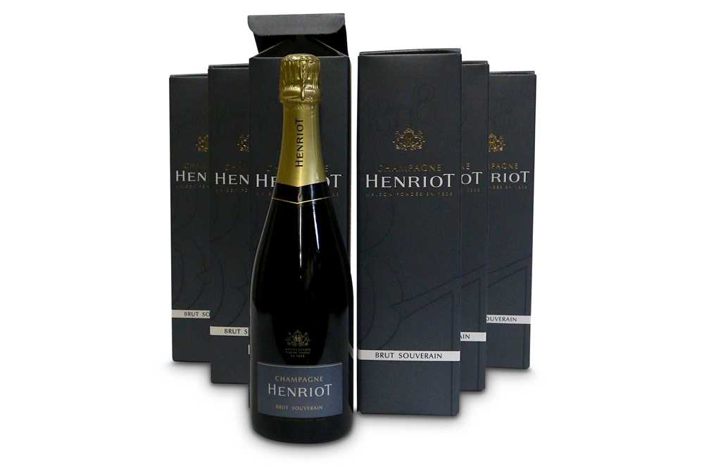Lot 38 - NV Henriot Brut, Champagne